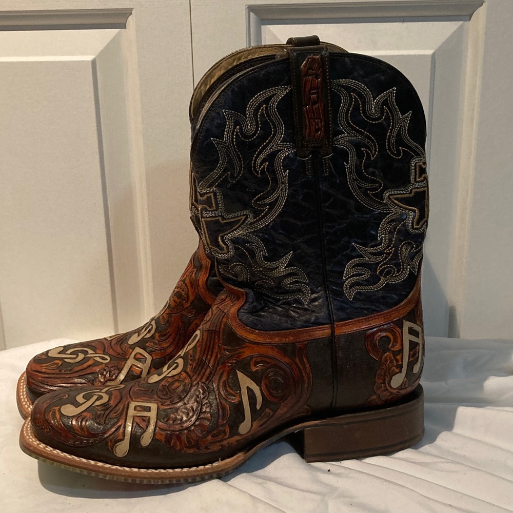 Tin Haul Men's Western Boots - Brown and Black with Cream Accents - Picture 4 of 10